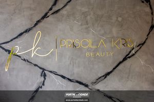 Lan&ccedil;amento Linha de Cuidados Priscila Kris