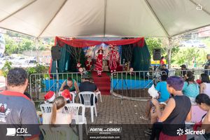 Chegada do Papai Noel CDL Brumadinho 2024