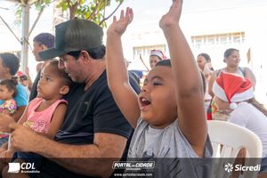 Chegada do Papai Noel CDL Brumadinho 2024
