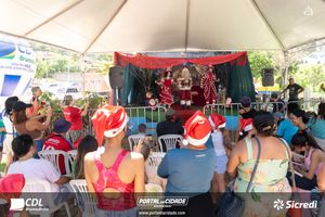 Chegada do Papai Noel CDL Brumadinho 2024