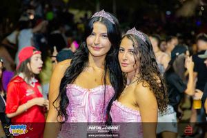 BRUMAS FOLIA 2025