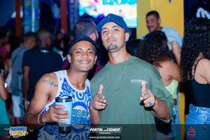 BRUMAS FOLIA 2025