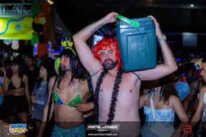 BRUMAS FOLIA 2025