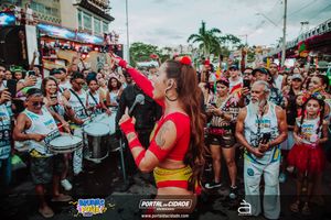 BRUMAS FOLIA 2025