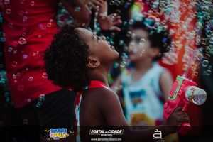 BRUMAS FOLIA 2025