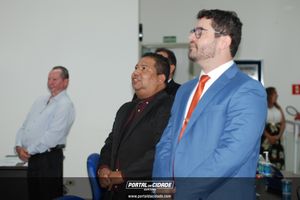 Sess&atilde;o Solene de entrega do 'Trof&eacute;u Aluno Nota 10' de 2025