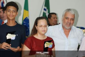 Sess&atilde;o Solene de entrega do 'Trof&eacute;u Aluno Nota 10' de 2025