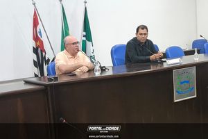 Visita Institucional do Col&eacute;gio Zeta Objetivo na C&acirc;mara Municipal de Buritama