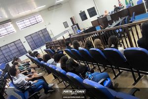 Visita Institucional do Col&eacute;gio Zeta Objetivo na C&acirc;mara Municipal de Buritama