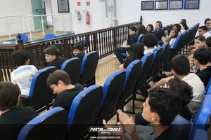 Visita Institucional do Col&eacute;gio Zeta Objetivo na C&acirc;mara Municipal de Buritama