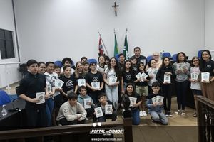 Visita Institucional do Col&eacute;gio Zeta Objetivo na C&acirc;mara Municipal de Buritama
