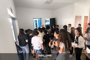 Visita Institucional do Col&eacute;gio Zeta Objetivo na C&acirc;mara Municipal de Buritama