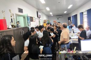 Visita Institucional do Col&eacute;gio Zeta Objetivo na C&acirc;mara Municipal de Buritama
