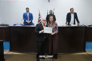  MO&Ccedil;&Otilde;ES DE APLAUSO &ndash; SESS&Atilde;O ORDIN&Aacute;RIA DE 13 DE OUTUBRO DE 2025
