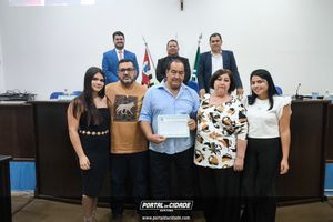  MO&Ccedil;&Otilde;ES DE APLAUSO &ndash; SESS&Atilde;O ORDIN&Aacute;RIA DE 13 DE OUTUBRO DE 2025