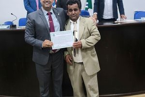  MO&Ccedil;&Otilde;ES DE APLAUSO &ndash; SESS&Atilde;O ORDIN&Aacute;RIA DE 13 DE OUTUBRO DE 2025