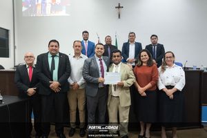 MO&Ccedil;&Otilde;ES DE APLAUSO &ndash; SESS&Atilde;O ORDIN&Aacute;RIA DE 13 DE OUTUBRO DE 2025