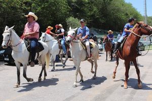 7&ordf; edi&ccedil;&atilde;o do Passeio de Amigos re&uacute;ne mais de 500 cabreuvanos