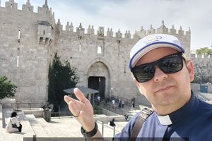 Comunidade cat&oacute;lica de Cabre&uacute;va visita a Terra Santa