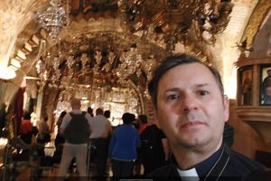 Comunidade cat&oacute;lica de Cabre&uacute;va visita a Terra Santa