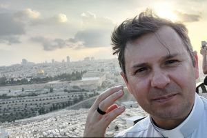 Comunidade cat&oacute;lica de Cabre&uacute;va visita a Terra Santa