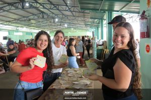 SHOW DE PR&Ecirc;MIOS TLC E MINI TLC RENOVADOS EM CRISTO