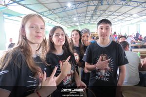 SHOW DE PR&Ecirc;MIOS TLC E MINI TLC RENOVADOS EM CRISTO
