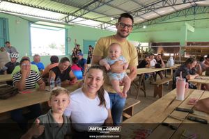 SHOW DE PR&Ecirc;MIOS TLC E MINI TLC RENOVADOS EM CRISTO
