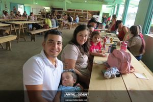 SHOW DE PR&Ecirc;MIOS TLC E MINI TLC RENOVADOS EM CRISTO
