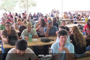 SHOW DE PR&Ecirc;MIOS TLC E MINI TLC RENOVADOS EM CRISTO