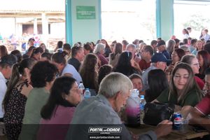 SHOW DE PR&Ecirc;MIOS TLC E MINI TLC RENOVADOS EM CRISTO