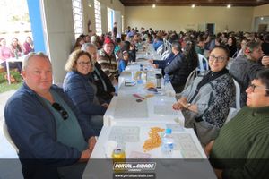 Show de Pr&ecirc;mios - Km 16 - Irine&oacute;polis