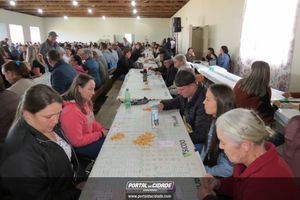 Show de Pr&ecirc;mios - Km 16 - Irine&oacute;polis