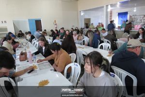 Show de Pr&ecirc;mios - Km 16 - Irine&oacute;polis