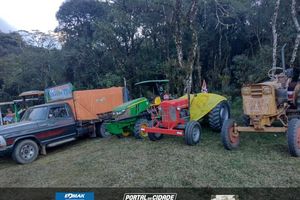 Romaria Trator e F&eacute;