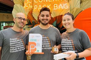 Pack Bag: Colaboradores do ano recebem homenagens e pr&ecirc;mios