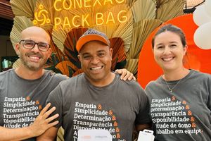 Pack Bag: Colaboradores do ano recebem homenagens e pr&ecirc;mios