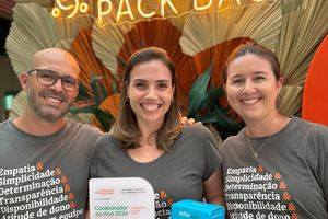 Pack Bag: Colaboradores do ano recebem homenagens e pr&ecirc;mios