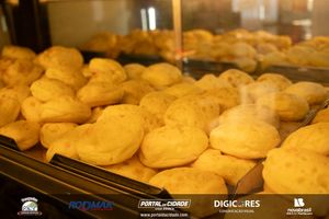 Reinaugura&ccedil;&atilde;o casa de P&atilde;es Santo Ant&ocirc;nio 