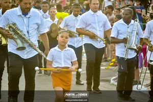 Desfile C&iacute;vico  