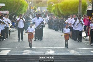 Desfile C&iacute;vico  