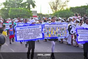 Desfile C&iacute;vico  