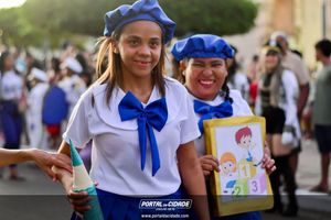 Desfile C&iacute;vico  