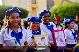 Desfile C&iacute;vico  