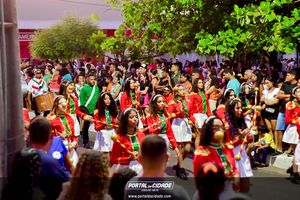 Desfile C&iacute;vico  