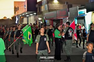Desfile C&iacute;vico  