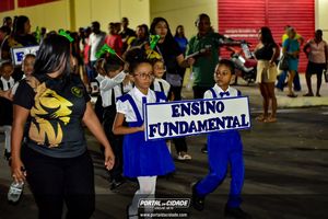 Desfile C&iacute;vico  