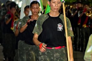 Desfile C&iacute;vico  