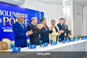 Posse dos eleitos para quadri&ecirc;nio 2025-2028