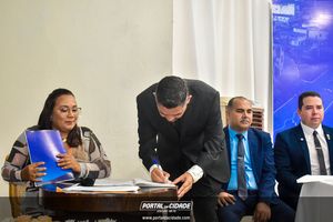 Posse dos eleitos para quadri&ecirc;nio 2025-2028